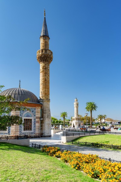 Beyond the Ruins: A Local's Guide to Izmir's Hidden Gems
