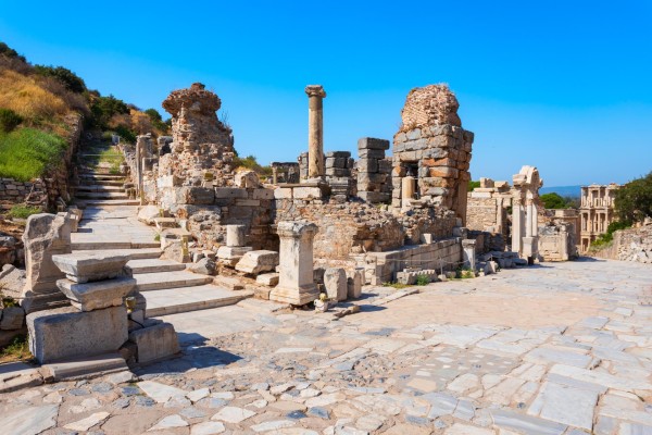 Desenterrando la grandeza: Tu guía esencial para visitar la antigua Éfeso