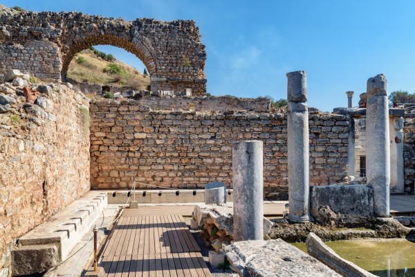 Desenterrando la grandeza: Tu guía esencial para visitar la antigua Éfeso
