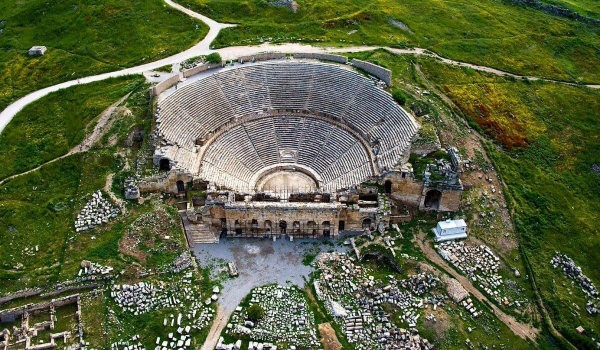 A Perfect Day Trip to Pamukkale and Hierapolis from Izmir