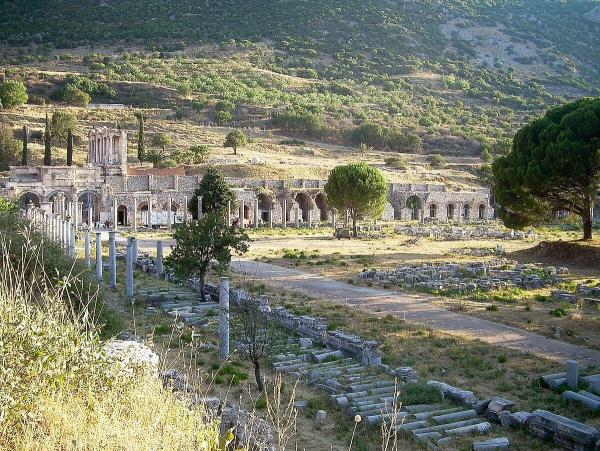 Why Spring is the Perfect Time to Visit the Ancient City of Ephesus